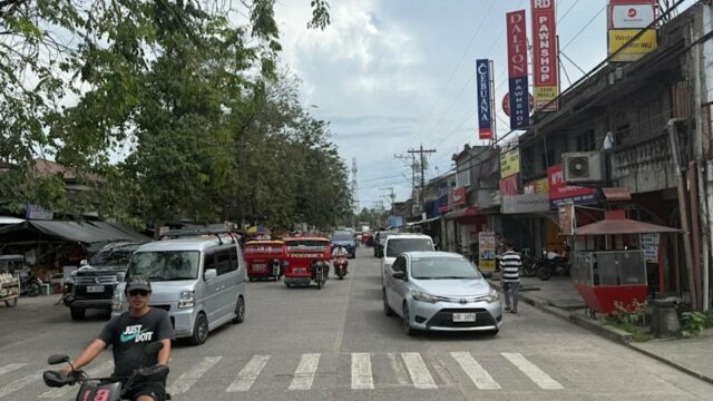 Naveed e Sajid Akram supostamente treinando na Austrália para o ataque terrorista de Bondi.