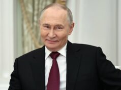 ‘Pronto agora’: Putin alerta sobre guerra com a Europa antes das negociações com a Ucrânia No Kremlin, na terça-feira, antes da reunião com Putin, da esquerda para a direita: o conselheiro de política externa russo, Yuri Ushakov; Kushner; o enviado do Kremlin, Kirill Dmitriev; e Witkoff.