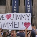 ‘Vencemos, o presidente perdeu’, diz Jimmy Kimmel em mensagem de Natal