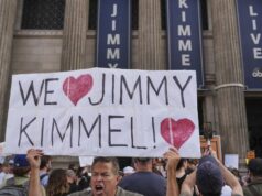 ‘Vencemos, o presidente perdeu’, diz Jimmy Kimmel em mensagem de Natal ‘Vencemos, o presidente perdeu’, diz Jimmy Kimmel em mensagem de Natal