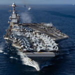 USS Carl Vinson no mar