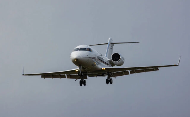 7 mortos e 1 ferido em acidente de jato particular Foto de arquivo do Bombardier Challenger 650