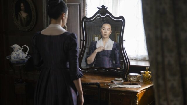 Yerin Ha e Luke Thompson em 