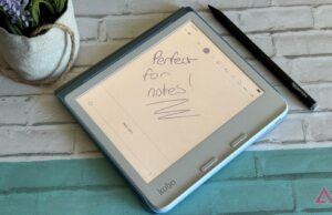 A CES 2026 expôs o mundo das anotações de IA como uma forma vergonhosa de ganhar dinheiro Três Pebble Index 01 na frente do logotipo da CES.