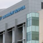 A IA pertence à sala de exame? O processo alega que o grupo de saúde da Califórnia violou a privacidade do paciente.