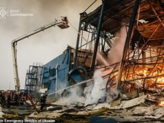 A Rússia ataca a Ucrânia com mais de 100 drones depois que Trump disse que Putin concordou em interromper os ataques às cidades por uma semana As forças russas lançaram um ataque com mísseis contra um armazém de uma empresa civil no subúrbio de Kharkiv