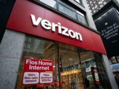 A Verizon oferece um crédito ‘patético’ de US $ 20, gerando mais indignação após uma interrupção de horas: ‘Você está brincando comigo?’ A gigante das telecomunicações ofereceu um crédito em conta de US$ 20.