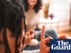 A ascensão da bolsa analógica: a resposta da moda ao apocalipse A ascensão da bolsa analógica: a resposta da moda ao apocalipse