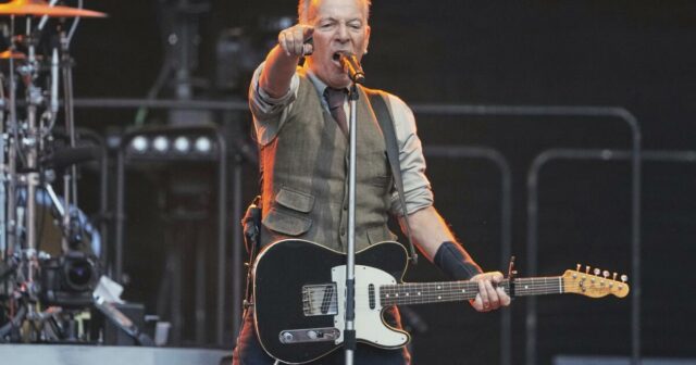 A canção de protesto anti-ICE de Bruce Springsteen condena os assassinatos em Minneapolis e o 'Rei Trump'
