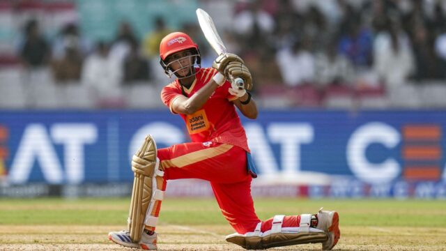 A chegada de Anushka Sharma: as últimas novidades da fábrica lightbox-info