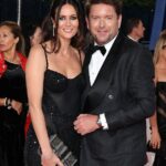 A namorada de James Martin, Kim Johnson, aparentemente confirmou seu noivado com o chef de TV após relatos de uma proposta de Natal (foto de setembro de 2025)