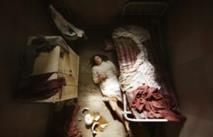 A diretora Alli Haapasalo fala sobre a estreia de destaque em Göteborg ‘Tell Everyone’, um drama de época que é ‘tão relevante’ hoje e que ganha um trailer (EXCLUSIVO) A diretora Alli Haapasalo fala sobre a estreia de destaque em Göteborg 'Tell Everyone', um drama de época que é 'tão relevante' hoje e que ganha um trailer (EXCLUSIVO)