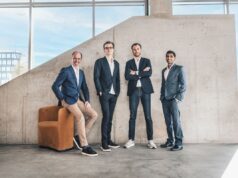 A empresa de capital de risco 2150 levanta um fundo de 210 milhões de euros para resolver os desafios climáticos das cidades Four men standing in front of a concrete wall.