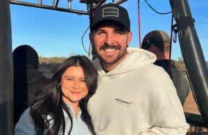 A esposa da estrela dos Dodgers, Alex Vesia, compartilha a atualização após perder o bebê Alex-Vesia-e-Kayla-GettyImages-2232620411