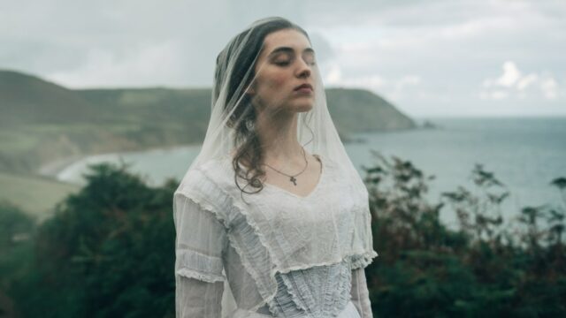 A estrela de 'The Seduction' Anamaria Vartolomei alinha a ardósia poliglota com 'De Gaulle', 'Miles & Juliette', próximo filme romeno
