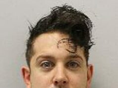 A estrela do Spandau Ballet é culpada de estuprar uma mulher e de agredir sexualmente e tentar estuprar outra A estrela do Spandau Ballet é culpada de estuprar uma mulher e de agredir sexualmente e tentar estuprar outra