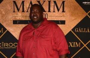 A família de Quinton Aaron compartilha atualizações sobre a saúde do ator de ‘The Blind Side’ A família de Quinton Aarons fala depois que o ator do lado cego é colocado em aparelhos de suporte vital