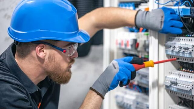 A geração Z muda para a profissão de colarinho azul, encanador para eletricista se torna tendência de carreira em 2026
