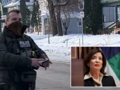 A governadora Hochul admite surpreendentemente que assediou um oficial do ICE em Nova York e provoca proposta anti-ICE A governadora de Nova York, Kathy Hochul, participa de uma coletiva de imprensa.