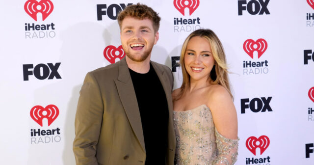 A história de amor da vida real que inspirou 'Ordinary' de Alex Warren
