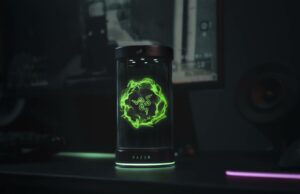 A internet odeia o ultrajante companheiro de IA da Razer, mas pelos motivos errados iPhone 16 Pro Max vs. Galaxy S24 Ultra nas mãos de uma pessoa