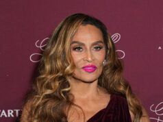A mãe de Beyoncé revela a razão bizarra para o nome da neta Blue Ivy como ‘o melhor’ bebê nepo do mundo completa 14 anos A mãe de Beyoncé, Tina Knowles, acessou o Instagram na quarta-feira para desejar um feliz aniversário de 14 anos à sua neta Blue Ivy