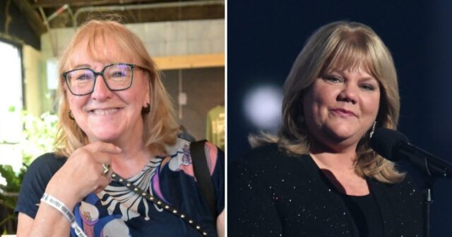 A mãe de Taylor Swift, Andrea, liga os braços a Denver Broncos x Kansas City Chiefs, Taylor Swift e Donna Kelce