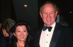 A mansão de US $ 6 milhões de Gene Hackman em Santa Fé foi adquirida em apenas 11 dias … um ano depois que ele morreu em casa com sua esposa O complexo de Gene Hackman em Santa Fé parece ter sido adquirido após 11 dias no mercado. A propriedade no Novo México foi listada como 'pendente' pela corretora Sotheby's International Realty; isso significa que uma oferta foi feita; visto em 1994