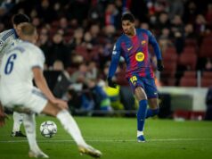 A mídia espanhola elogia Marcus Rashford após uma participação impactante na Liga dos Campeões pelo Barcelona O técnico do Manchester United, Ruben Amorim, dando instruções a Marcus Rashford.