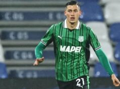 Jay Idzes Cs estava indefeso, Sassuolo foi arrasado pelo Inter de Milão A mídia italiana critica Jay Idzes: o jogador indonésio perde duelos com muita frequência