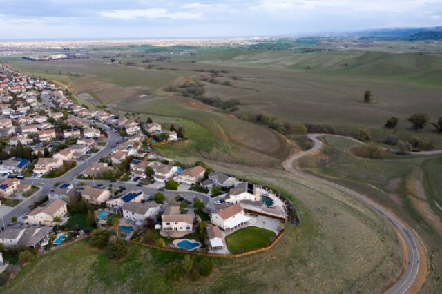 A morte da mulher de Antioquia foi considerada suicídio, mas seus filhos se recusaram a acreditar. Agora, o promotor diz que eles estavam certos
