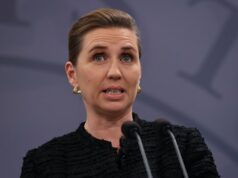 A mulher que encarou Donald Trump na Groenlândia A primeira-ministra da Dinamarca, Mette Frederiksen, disse que o estatuto da Gronelândia não está em discussão.