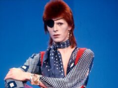 A pequena casa suburbana onde David Bowie cresceu e escreveu seu primeiro sucesso, Space Oddity, será aberta ao público David Bowie teve cinco singles número um no Reino Unido e 11 álbuns número um no Reino Unido em uma carreira de enorme sucesso