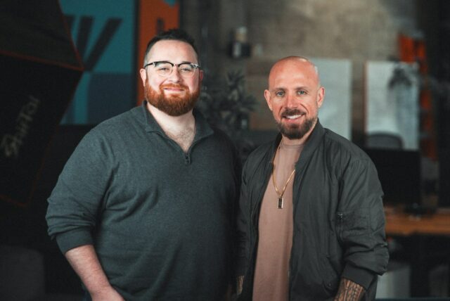 Benchmarks Arcee AI para Trinity LLM