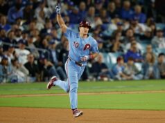 A perseguição de Bo Bichette de Phillies coloca o futuro de JT Realmuto em dúvida J.T. Realmuto
