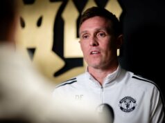 A previsão de Paul Merson para Burnley x Man Utd o deixou totalmente convencido de que Darren Fletcher será o favorito dos fãs Patrick Dorgu comemora com seus companheiros durante a partida da Premier League entre Manchester United e Newcastle United.