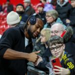 Antoine Semenyo durante a partida da terceira rodada da FA Cup entre Manchester City e Exeter City em 2026 em Manchester, Inglaterra.