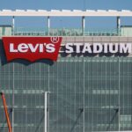 Trabalhadores se preparam para o Super Bowl no Levi's Stadium em Santa Clara, Califórnia, na quarta-feira, 14 de janeiro de 2026. (Shae Hammond/Bay Area News Group)