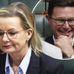 A líder da oposição, Sussan Ley, durante o período de perguntas no Parlamento em Canberra, na segunda-feira, 24 de novembro de 2025.