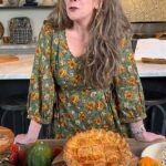 Melissa Gilbert gerou reação depois de compartilhar uma postagem na conta de sua marca Modern Prairie no Instagram sobre sua geladeira, enquanto permanecia em silêncio sobre as acusações de abuso sexual infantil contra seu marido