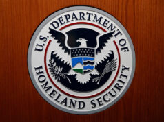 A tribo Oglala Sioux diz que três membros da tribo presos em Minneapolis estão detidos pelo ICE Yahoo news home