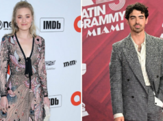 AJ Michalka relembra o ex-namorado Joe Jonas terminando com ela ao telefone AJ Michalka relembra o primeiro beijo desleixado com Joe Jonas