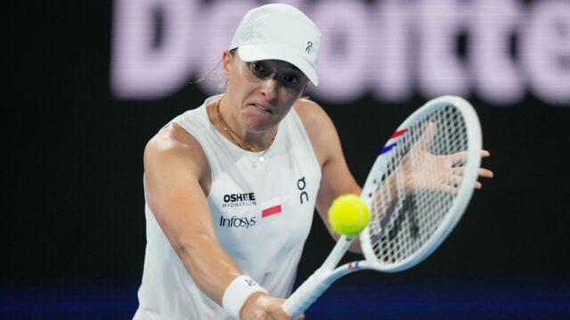 AO 2026: Swiatek insiste que 'está tudo bem' após derrotas consecutivas antes do Aberto da Austrália
