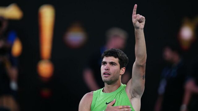 Aberto da Austrália 2026: Alcaraz vence Zverev em cinco sets épicos na semifinal mais longa de todos os tempos em Melbourne
