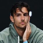 Aberto da Austrália 2026: Musetti lamenta aposentadoria 'realmente dolorosa' após estudar Djokovic