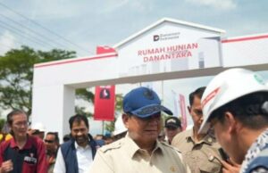 Acelerando a construção de abrigos em Aceh, Hutama Karya está otimista de que isso pode ajudar na recuperação dos moradores afetados pelo desastre Acelerando a construção de abrigos em Aceh, Hutama Karya está otimista de que isso pode ajudar na recuperação dos moradores afetados pelo desastre