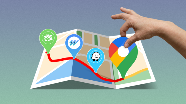 Achei que estava pronto para abandonar o Google Maps – Carro na estrada seguindo a rota GPS destacada em azul com ícones ao redor indicando ausência de dados