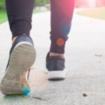 Acontece que a velocidade da caminhada pode prever sua expectativa de vida, veja como aqui!