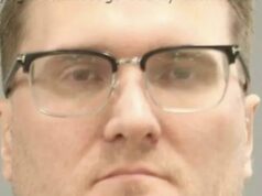 Acusações atualizadas contra homem acusado de assassinar ex-mulher e marido dentista Apresentam Spencer Tepe e Monique Tepe