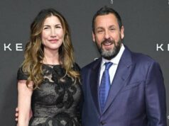 Adam Sandler acha que se casaria com a esposa Jackie, mesmo que não fosse famoso Adam Sandler acha que se casaria com a esposa Jackie, mesmo que não fosse famoso